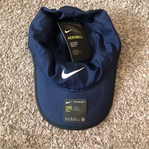 NIKE HAT